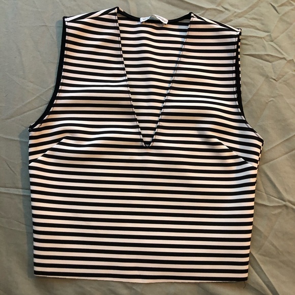 Zara crop top - Picture 2 of 2